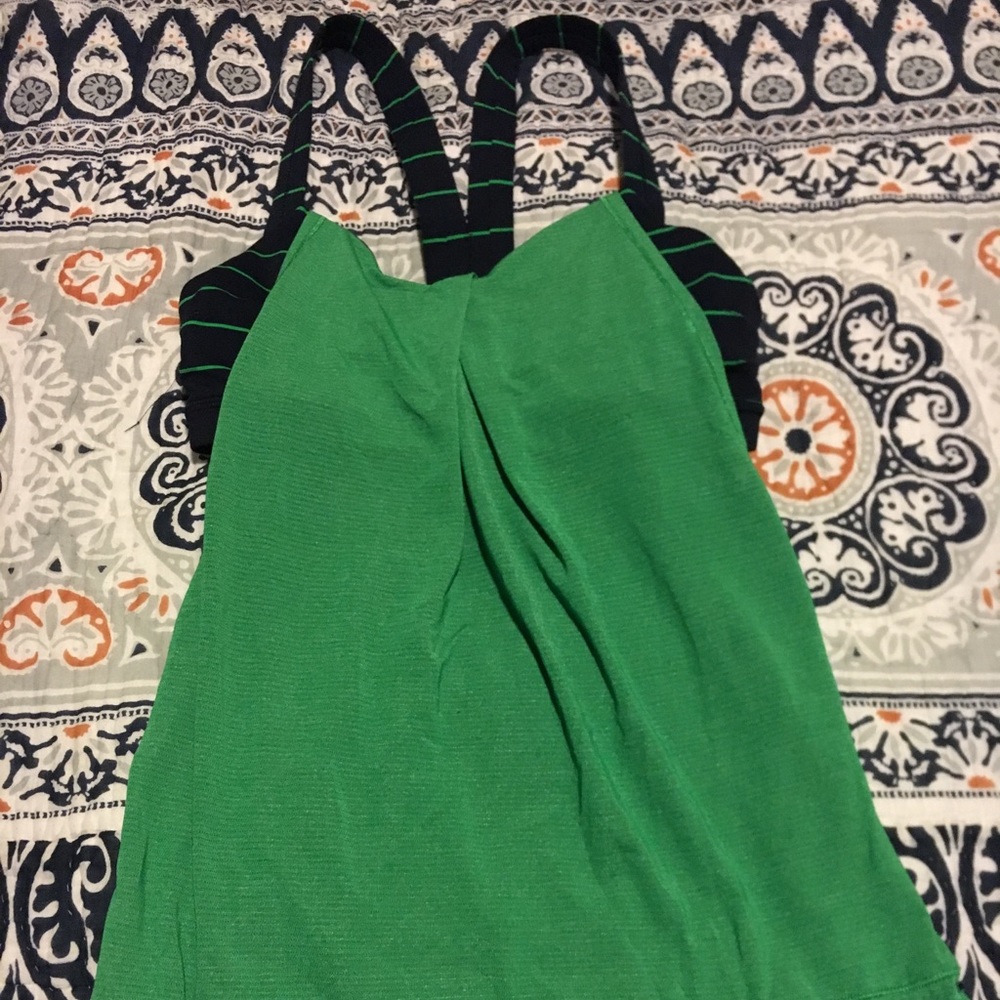 Green and blue lululemon top